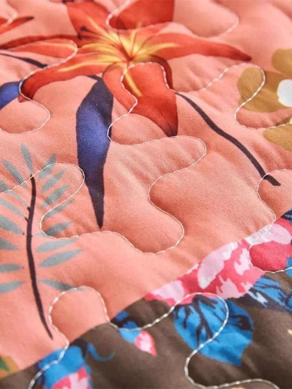 3-Piece Boho Floral Patchwork Quilt Set King Size Flower Daisy Colorful Bedsprea_5